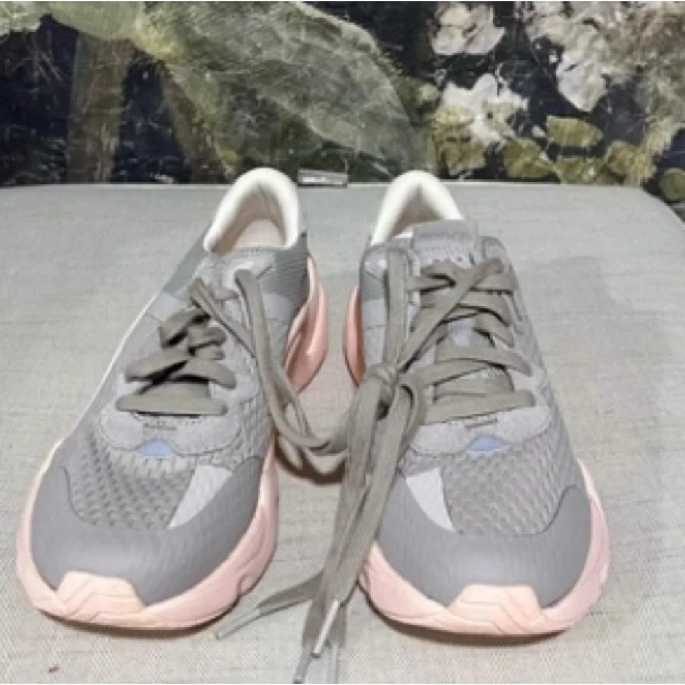 Sorel Women's Kinetic RNEGD Lace Athletic Sneaker Dove/Peach Blossom SIZE 10